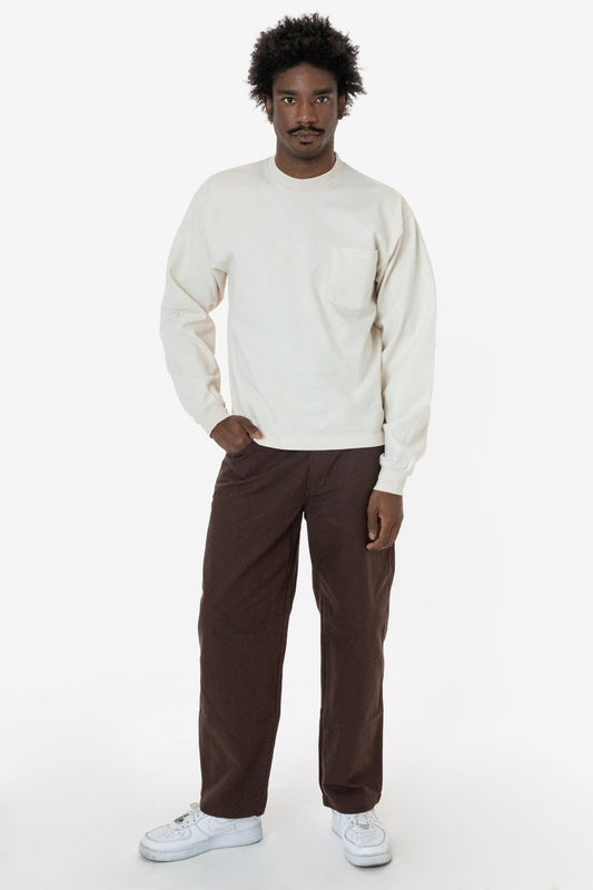 Chris is 6'1 wearing size 30/28