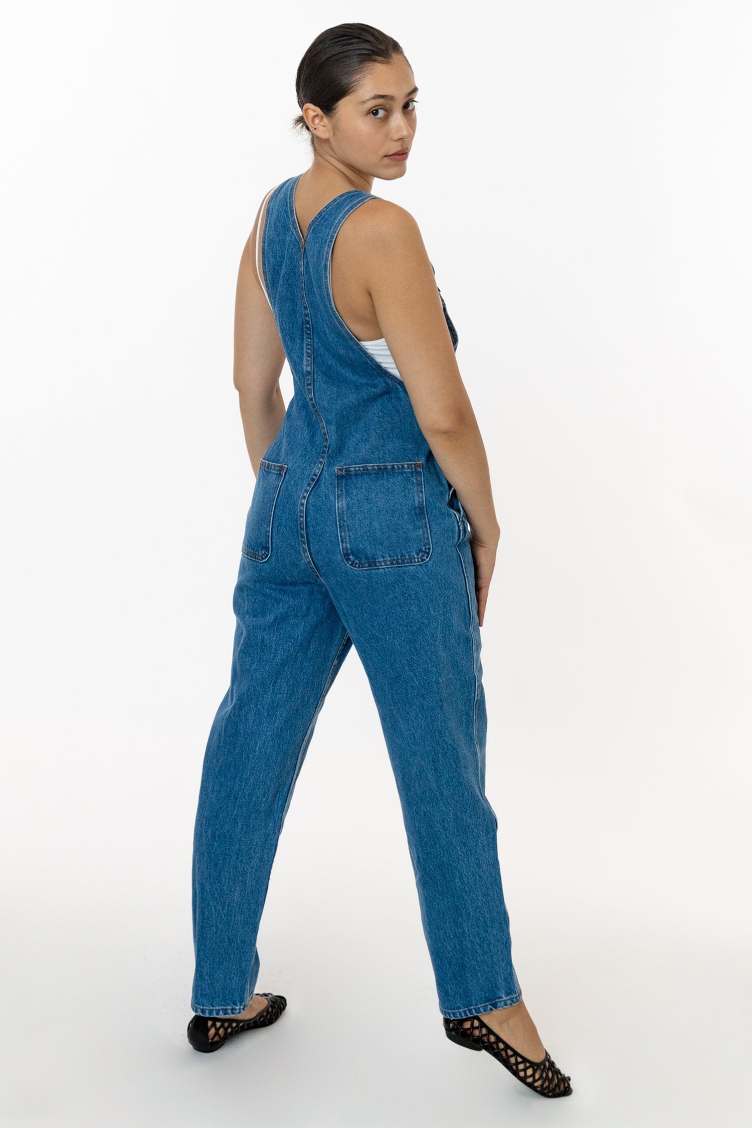 Adriana is 5'6 wearing size S/Regular