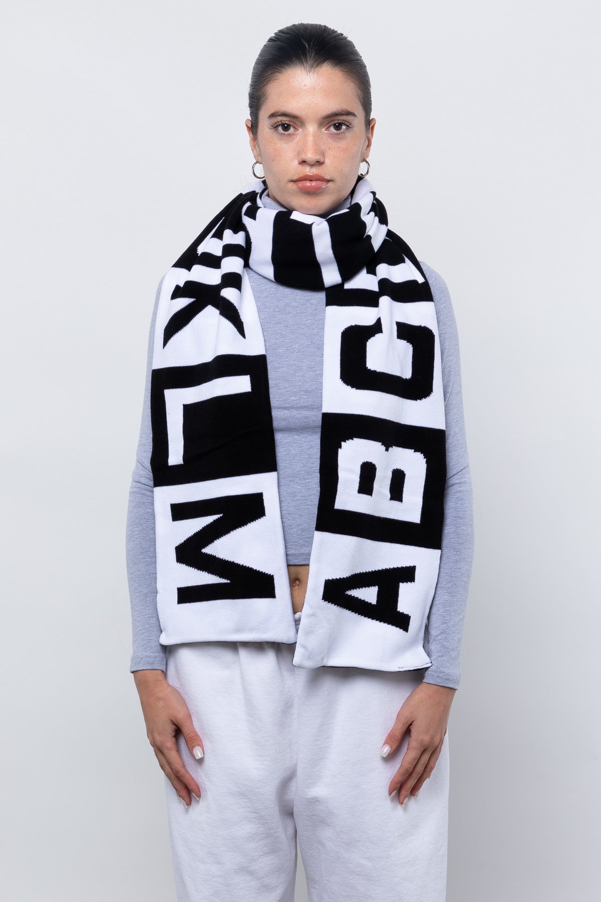 English Black/White