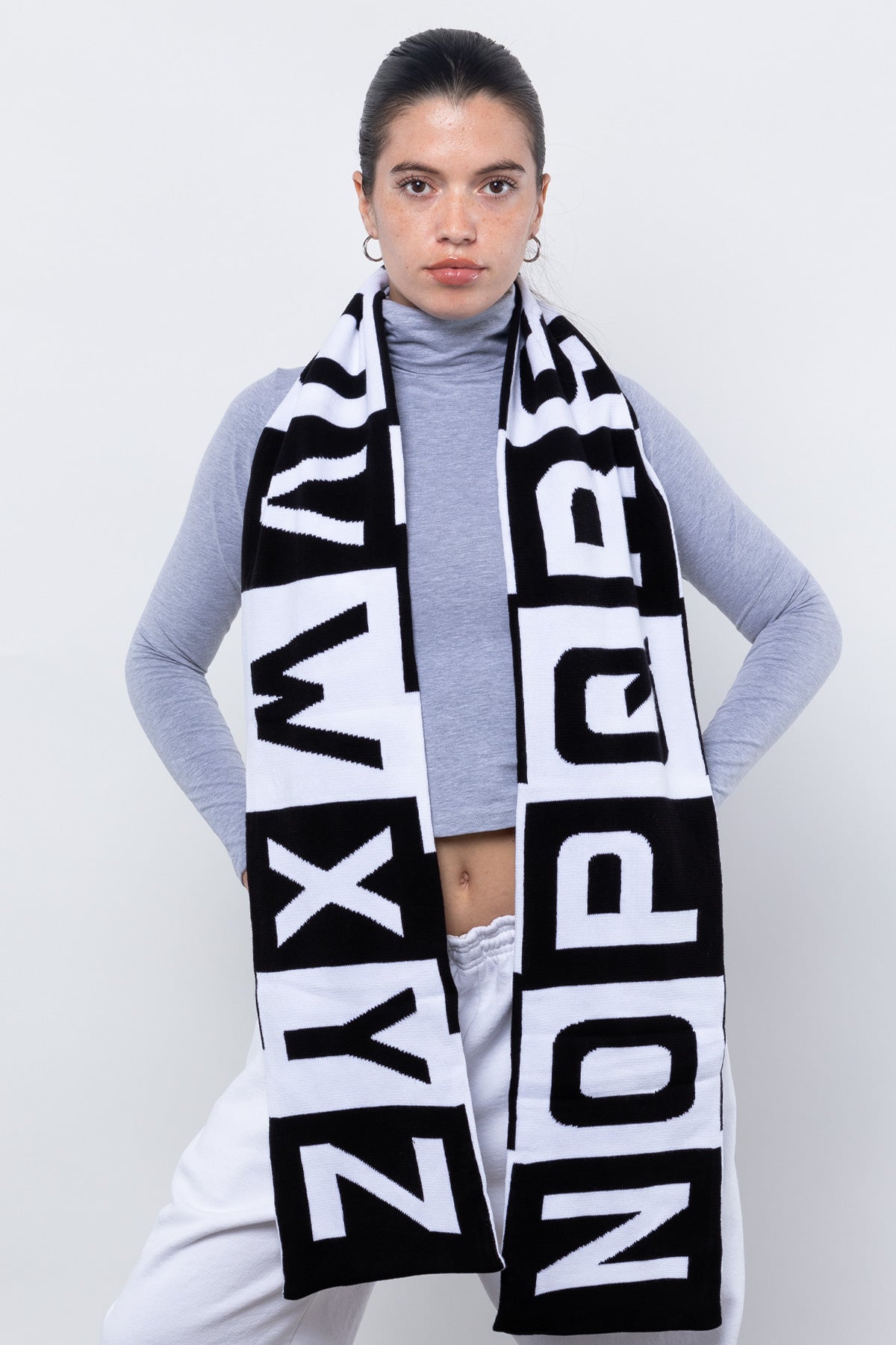 English Black/White