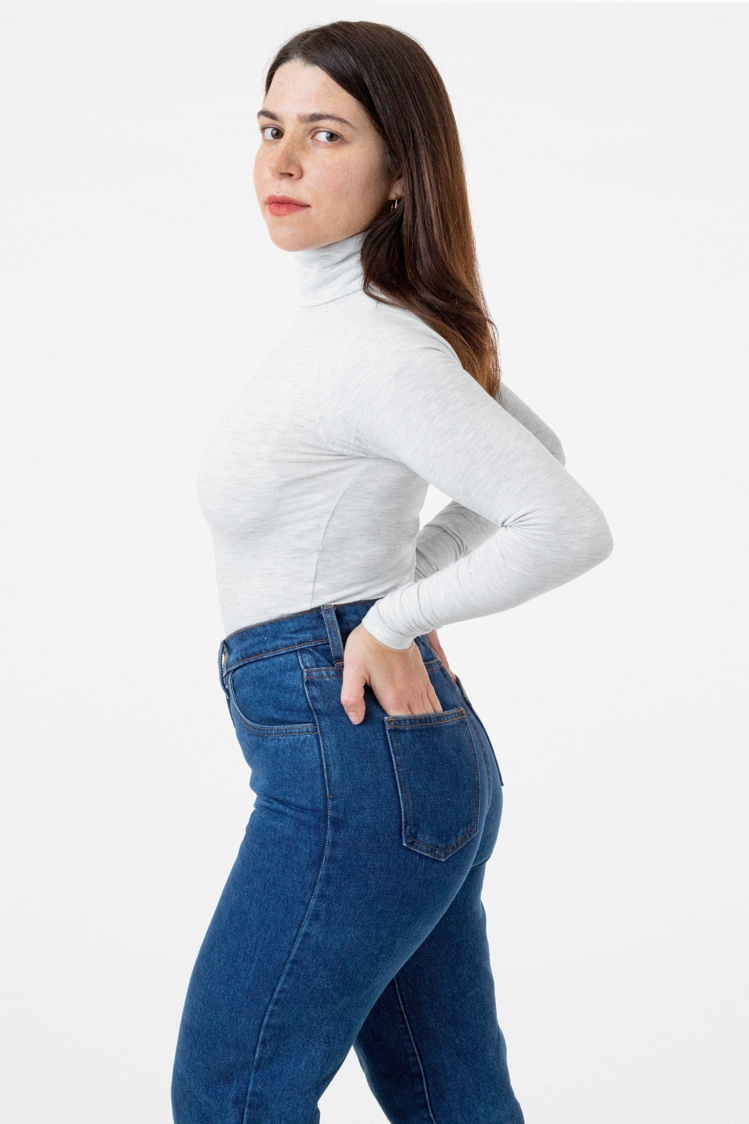 Ariel is 5'4 wearing size S