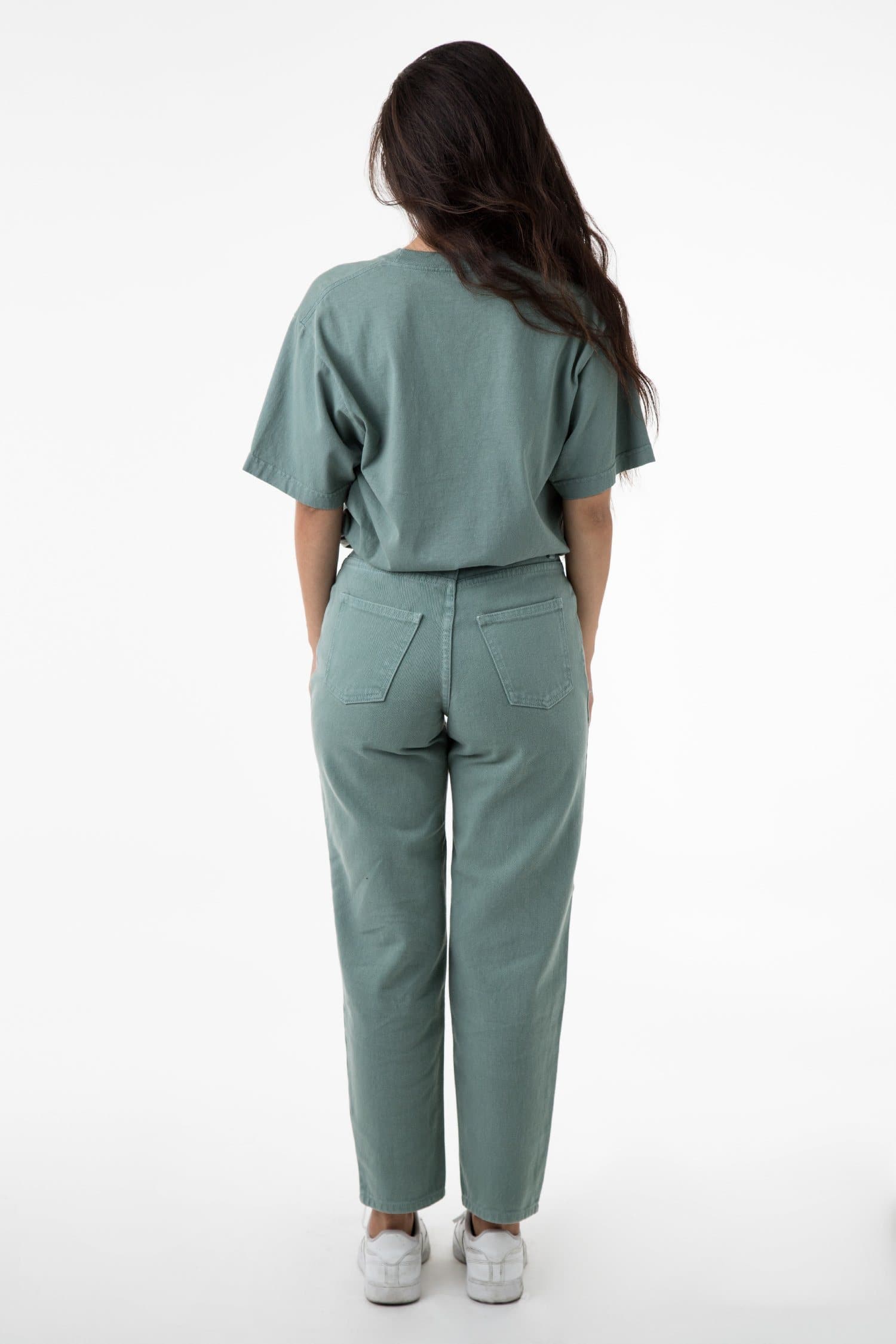 Thalia is 5'5 wearing size 26/28