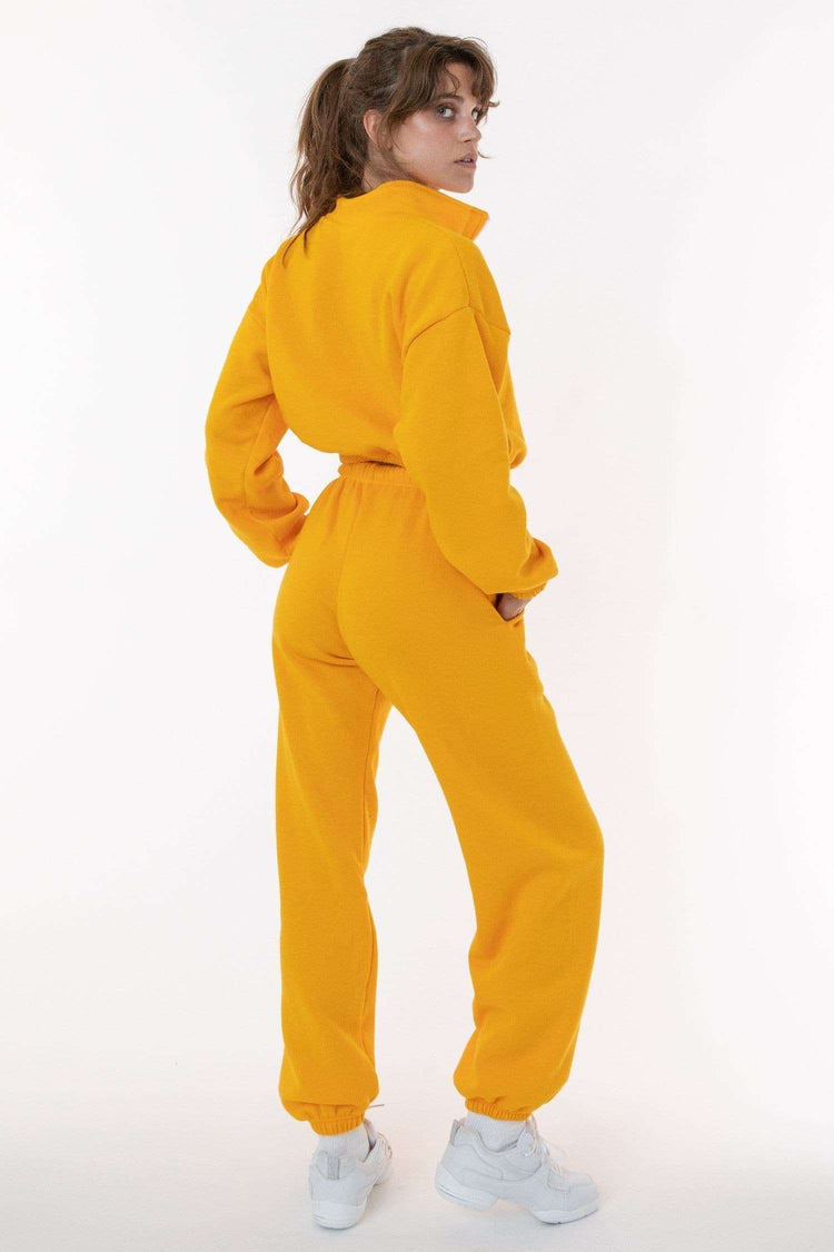 Katya is 5'6 wearing size S