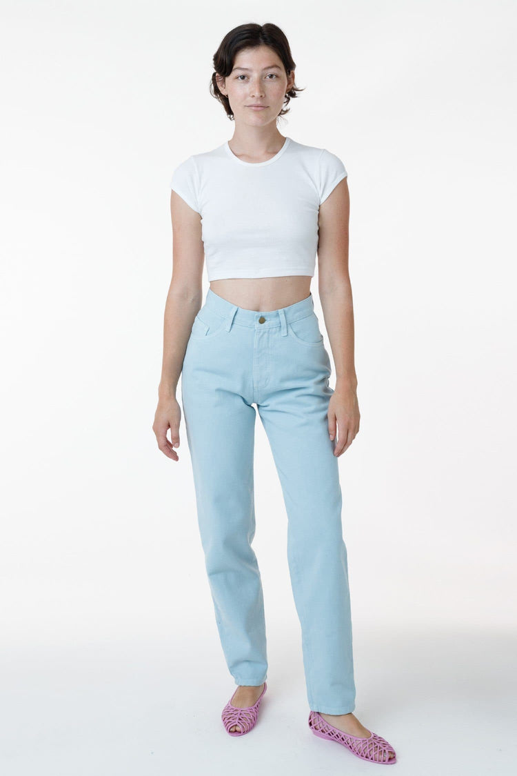 Alex is 5'9 wearing size 27/31