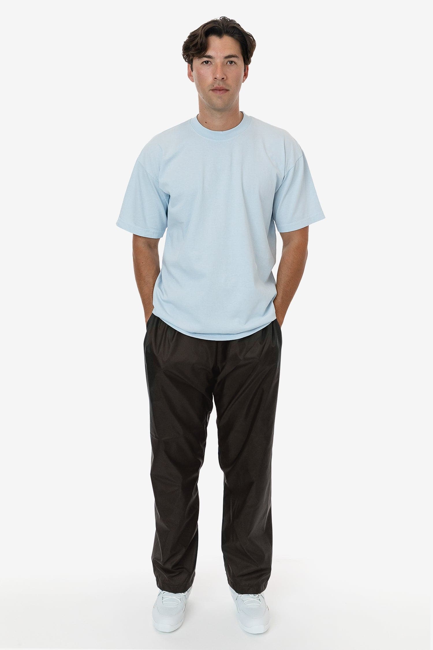 Nicholas is 6'1 wearing size L