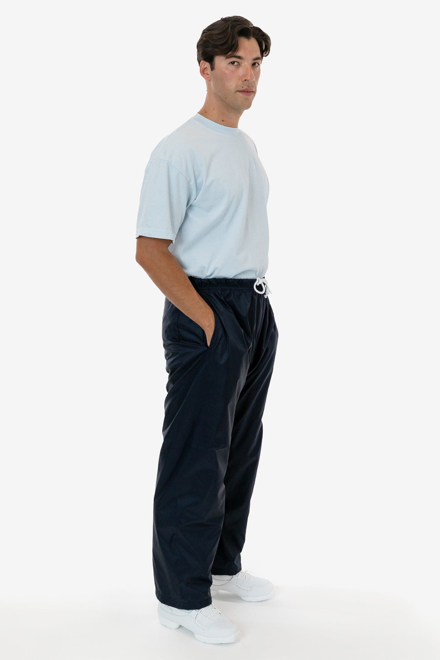 Nicholas is 6'1 wearing size L